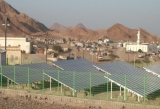 champ-de-panneaux-solaire-ali-adde