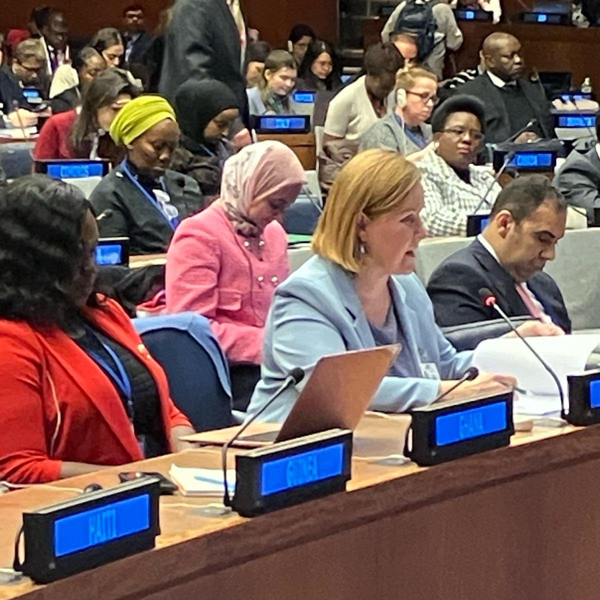 Réunions bilatérales et discours à New York de la politique sociale mondiale et de l'économie du bien-être Réunions bilatérales et discours à New York de la politique sociale mondiale et de l'économie du bien-être